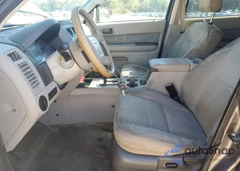 2011 Ford Escape Xlt from USA, damaged, VIN 1FMCU0D76BKA50882